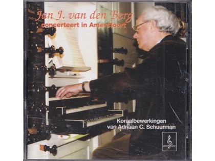 Jan J. van den Berg concerteert in Amersfoort - Jan J van den Berg bespeelt het orgel van de St. Joriskerk te Amersfoort