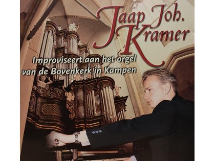 Jaap Joh. Kramer Improviseert aan het orgel van de Bovenkerk in Kampen